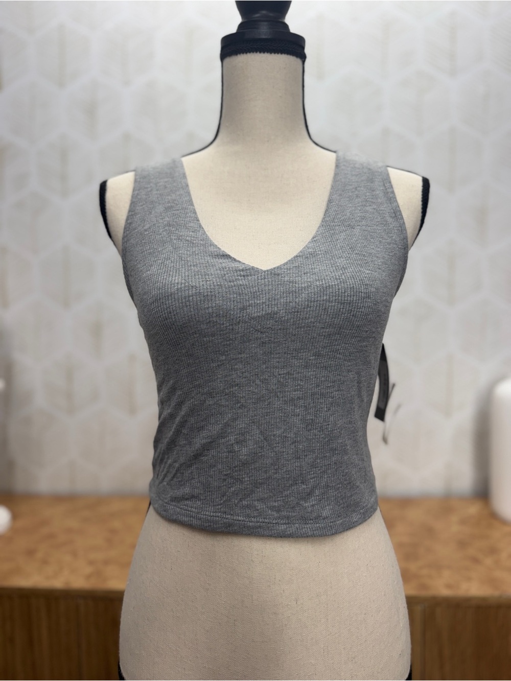 Mono B Gray Ribbed V-Neck Tank